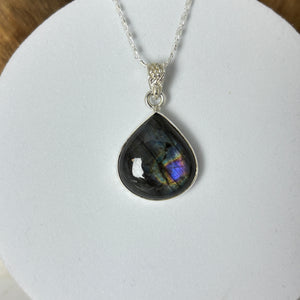 Bijou collier Labradorite