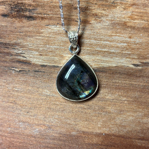 Bijou collier Labradorite