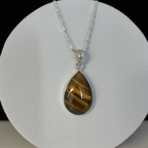 Bijou, collier Oeil-de-tigre