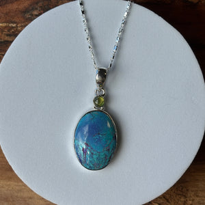 Pendentif pierre Shattuckite et péridot