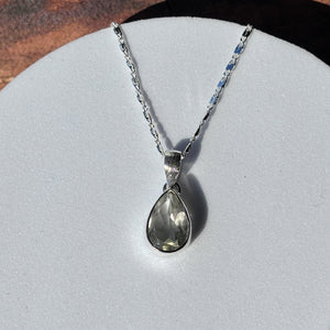 Bijou, pendentif d'Aigue-marine (Aquamarine) taille poire