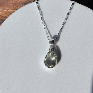 Bijou, pendentif d'Aigue-marine (Aquamarine) taille poire