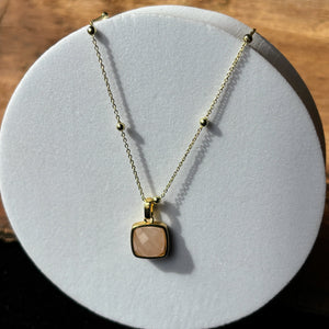 Pendentif Quartz rose facetté
