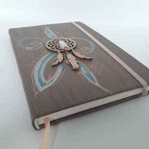 Note-taking notebook with crystal